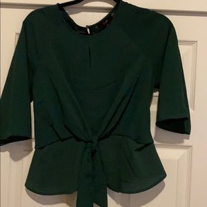 Hunter green blouse. Sz SMALL